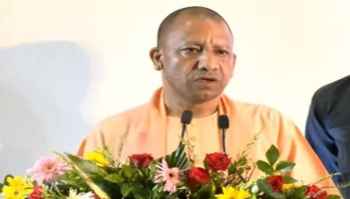 योगी सरकार 2.O के 6 महीने हुए पूरे, CM Yogi बोले- PM Modi के संरक्षण में आधी आबादी का ड्रीम डेस्टिनेशन बना UP!