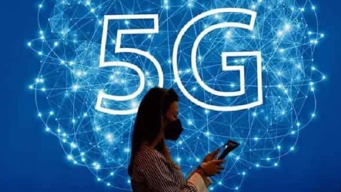 इन स्मार्टफोन यूजर्स के फोन में मिलेगी 5G इंटरनेट सेवा, पढें पूरी खबर…