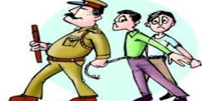 गोरखपुर: कचहरी में सिपाही से हाथ छुड़ाकर भागा जालसाज, कानपुर की पुलिस टीम ने किया था गिरफ्तार