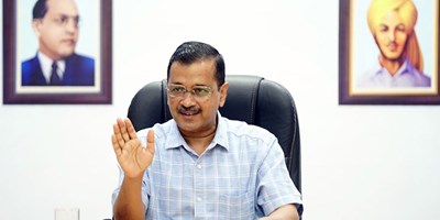 दिल्ली: भरी बारिश के चलते सोमवार के लिए दिल्ली के सभी स्कूलों को बंद कर दिया गया है, CM केजरीवाल ने जरी किया आदेश