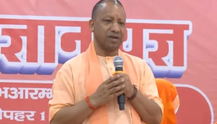 बागपत: CM योगी ने भरी हुंकार, बोले- महिलाओं-बेटियों से छेड़छाड़ करने वालों को चुकानी होगी कीमत