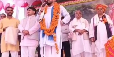 बाराबंकी: BJP सांसद बृजभूषण शरण का बयान, बोले- गाय भैंस पालेंगे तभी शुद्ध घी मिलेगा, नहीं तो बाबा रामदेव का नकली घी खाना पड़ेगा