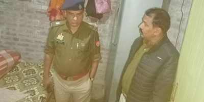 उन्‍नाव में मह‍िला की साड़ी से गला घोंटकर हत्‍या, मां की लाश के बगल मे लेट घंटों रोती रही मासूम