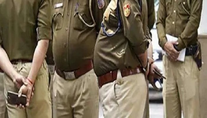 यूपी पुलिस की महिला कांस्टेबल ने इंस्पेक्टर पर लगाया रेप का आरोप, केस दर्ज; ये है पूरा मामला