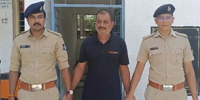 समोसे में बीफ: सूरत के बाद अब नवसारी में मामला आया सामने, पुलिस ने आरोपी शख्स गिरफ्तार