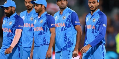 T20 वर्ल्ड कप में शर्मनाक प्रदर्शन के बाद BCCI लेगी बड़े फैसले, इन खिलाड़ियों पर गिरेगी गाज…