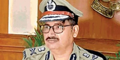 कानपुर: IPS रामकृष्ण स्वर्णकार ने कानपुर कमिश्नर का पदभार ग्रहण किया, विदेश में भी प्राप्त कर चुके हैं प्रशिक्षण 