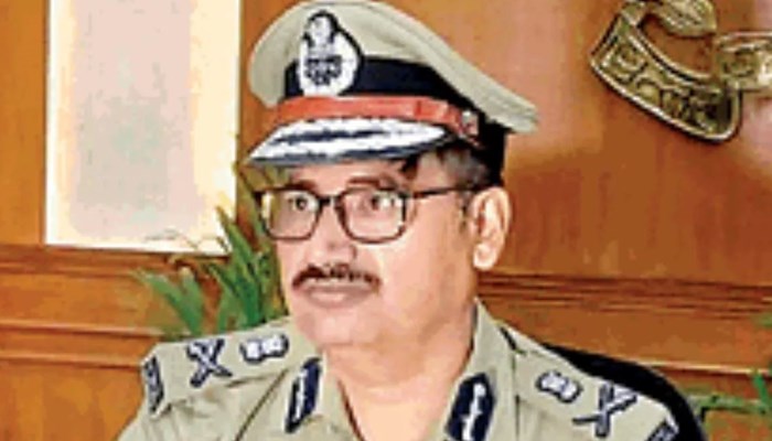 कानपुर: IPS रामकृष्ण स्वर्णकार ने कानपुर कमिश्नर का पदभार ग्रहण किया, विदेश में भी प्राप्त कर चुके हैं प्रशिक्षण 