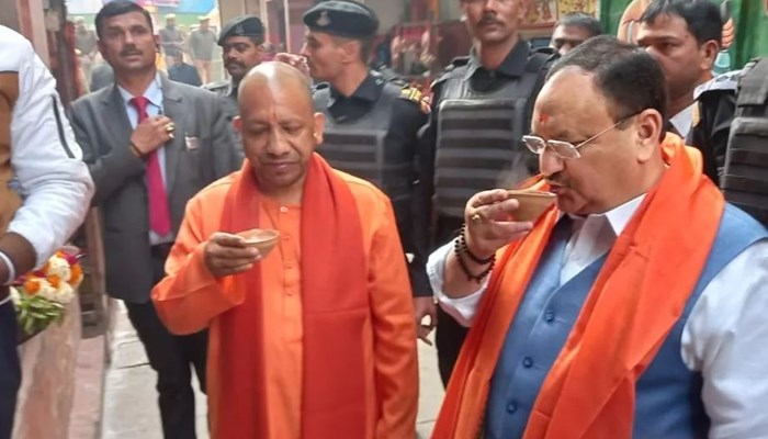 जेपी नड्डा और सीएम योगी ने बाबा विश्वनाथ के दर्शन कर ल‍िया चाय का आनंद, 2024 के ल‍िए पूर्वांचल पर फोकस