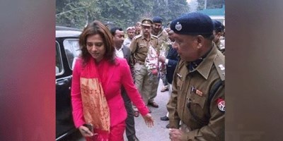 दुधवा टाइगर रिजर्व में शराब पार्टी! अब नई तैनाती पर सवाल, 'दबंग' IAS किंजल सिंह की कहानी