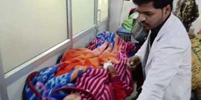 बाराबंकी: जेट्रोफा का फल खाने से 12 लोग बीमार, गंभीर हालत में जिला अस्पताल रेफर, पेट में दर्द और उल्टी की शिकायत