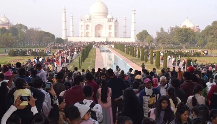 आगरा: वीकेंड पर ताजमहल फ्री देखने का मौका, शाहजहां-मुमताज की असली कब्रें भी देखेंगे