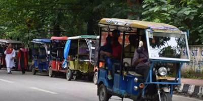 अब Lucknow के शहीद पथ पर ऑटो, टेम्पो, ई-रिक्शा नहीं जाएंगे... पकड़े गए तो चालान के साथ ही सीज होंगी गाड़ियां