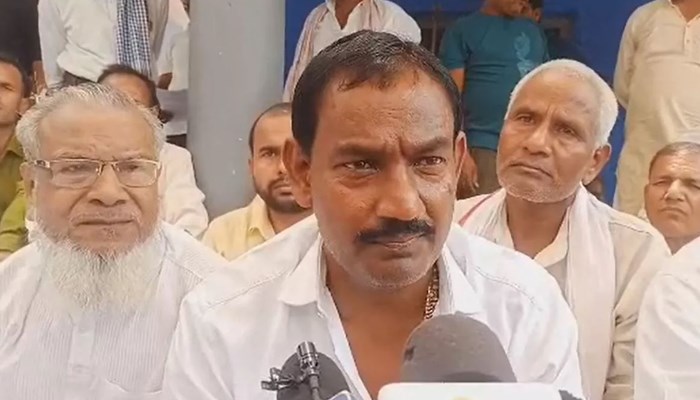 'मस्जिद में बैठकर लिखी गई रामचरितमानस', RJD MLA के बयान पर बवाल; BJP बोली-ये लालू जी के चरवाहा स्कूलवाले...