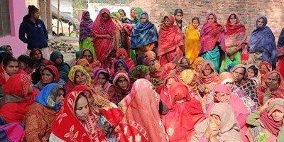 बाराबंकी: चार मौतों के बाद बसौली गांव में कोहराम, परिवार में बचा केवल घायल मासूम