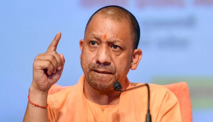 CM YOGI का आदेश- 10 खरब डॉलर की अर्थव्यवस्था के लिए करें काम