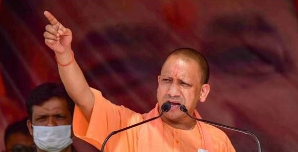 CM Yogi ने संखेड़ा में की जनसभा, बोले- बुलेट ट्रेन की रफ्तार से हो रहा विकास