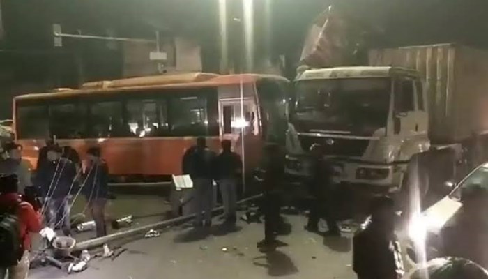 UP: कानपुर में बेकाबू इलेक्ट्रिक बस का तांडव, कुचला राहगीरों को, हादसे में 6 की मौत