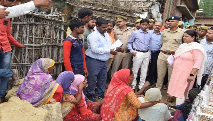 लखीमपुर में दर्दनाक हादसा, कच्ची दीवार गिरने से दो बच्चों की मौत; तीन की हालत गंभीर