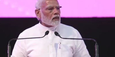 UP Investors Summit: पीएम मोदी की उद्योगपतियों से अपील- 'मेरी काशी बदल गई है, देखकर आइए'