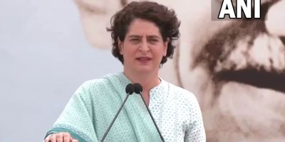 केन्द्र पर गरजीं प्रियंका गांधी, कहा- संसद में हुआ मेरी मां का अपमान, शहीद के बेटे को कहा गया मीर जाफर