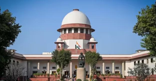 SC on Same-Sex : क्या सेम-सेक्स मैरिज की कानूनी राह बनेगी? सुप्रीम कोर्ट में सुनवाई आज