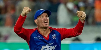 Delhi Capitals के कप्तान David Warner पर लगा 12 लाख का मोटा जुर्माना, SRH के खिलाफ कर बैठे बड़ी भूल