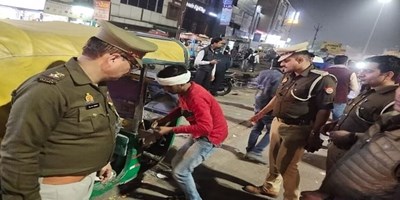 आगरा: छह की मौत के बाद जागी पुलिस...200 ऑटो से हटवाईं सीटें; 100 का चालान 