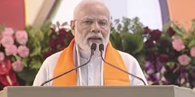 PM मोदी ने विपक्ष पर साधा निशाना बोले- 'कुछ लोग सिर्फ अपने ही दल के लिए जीते हैं क्योंकि...' 