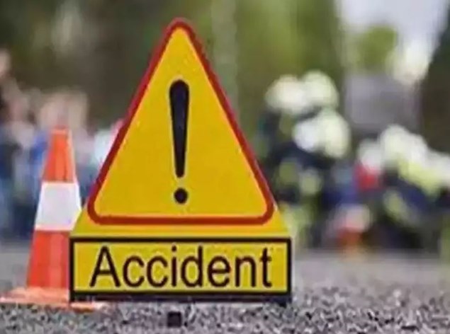 uttar-pradesh-road-accident-news-ambulance-trampled-bike-riders-in-ghaziabad