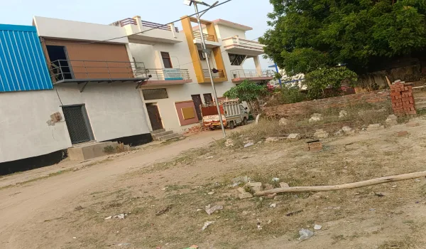 सपनों के घर के नाम पर बड़ा खेल - सरकारी जमीन पर बसा दी जा रही कॉलोनियां