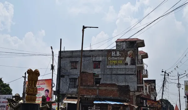 अम्बेडकरनगर के सबसे व्यस्त तिराहे पर सीसीटीवी खराब, सुरक्षा व्यवस्था पर उठे गंभीर सवाल