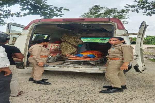 अस्पताल बंद मिला तो महिला सिपाहियों ने संभाली जिम्मेदारी, सुरक्षित प्रसव कर बचाई मां-बच्चे की जान