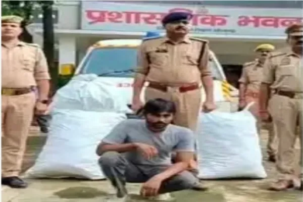 सोनभद्र में एंबुलेंस से 81.300 किलो गांजा बरामद, फर्श के नीचे बनाया था गुप्त केबिन