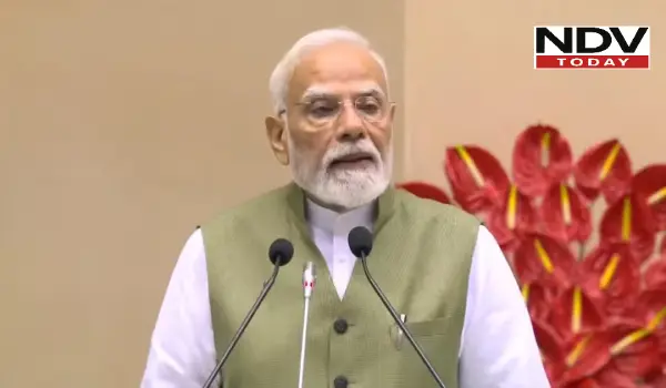 प्लास्टिक कचरा बड़ी चुनौती: PM मोदी ने पर्यावरण पर गिनाए भारत के कदम