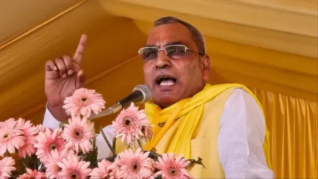 अखिलेश यादव के पीडीए पर राजभर का हमला, बोले- 'यह ढकोसला'; दलित मुद्दों पर लगाए आरोप
