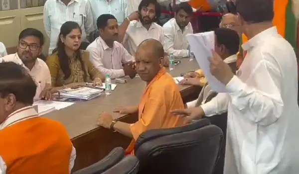 राज्यसभा चुनाव: सीएम योगी की मौजूदगी में बीजेपी के 8 प्रत्याशियों ने किया नामांकन