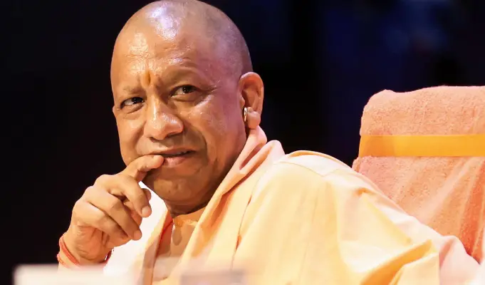 UP News: सीसीटीवी से महिला हेल्प डेस्क तक, यूपी में सुरक्षा व्यवस्था मजबूत करने पर जोर