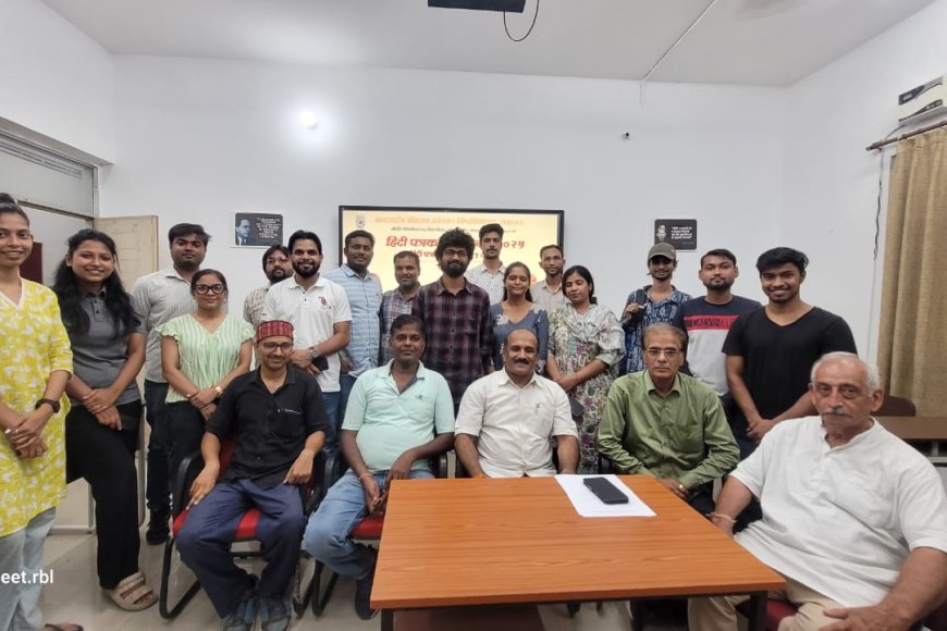 बाबासाहेब भीमराव अम्बेडकर विश्वविद्यालय में 'हिन्दी पत्रकारिता दिवस' के अवसर पर हुआ कार्यक्रम का आयोजन